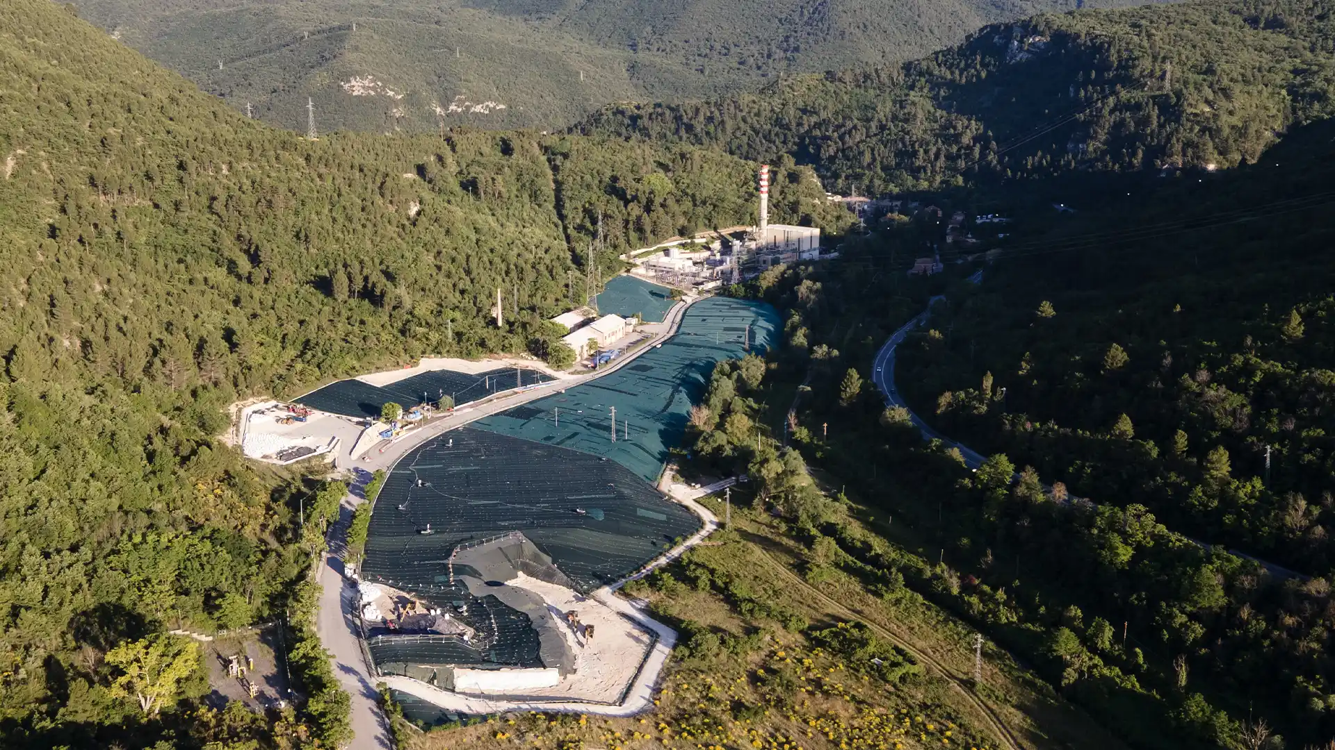 veduta dall'alto del sito di Bussi sul Tirino